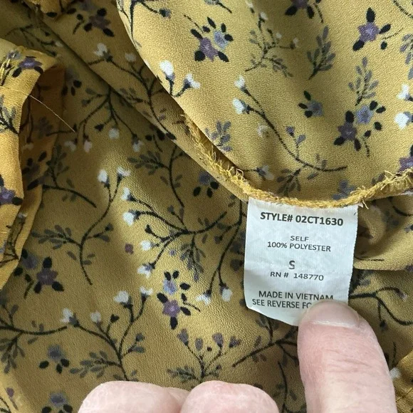 Sienna Sky Floral Peplum Top Elastic Waist Faux Wrap Short Sleeve Boho Small - Picture 8 of 9